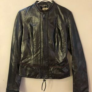 Black shiny fitted 100% leather jacket XS